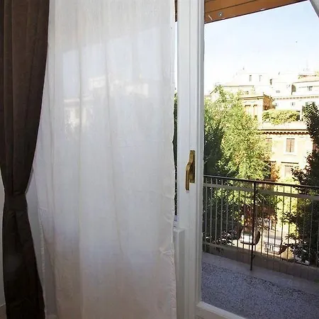 Le Stanze Di Sara Bed & Breakfast
