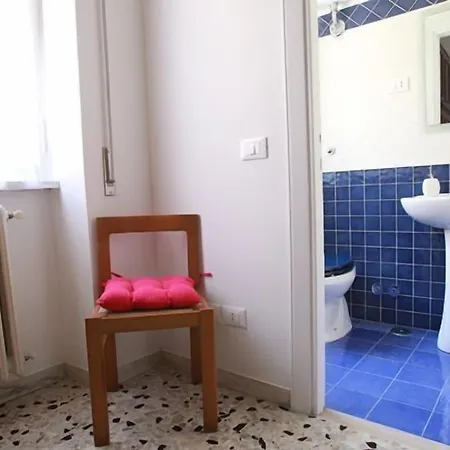 Le Stanze Di Sara Bed & Breakfast 2*