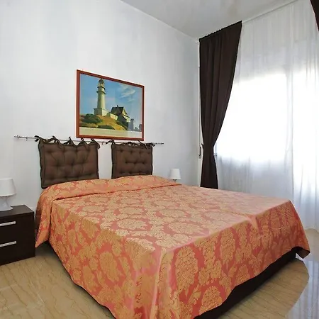 Le Stanze Di Sara Bed and breakfast 2*